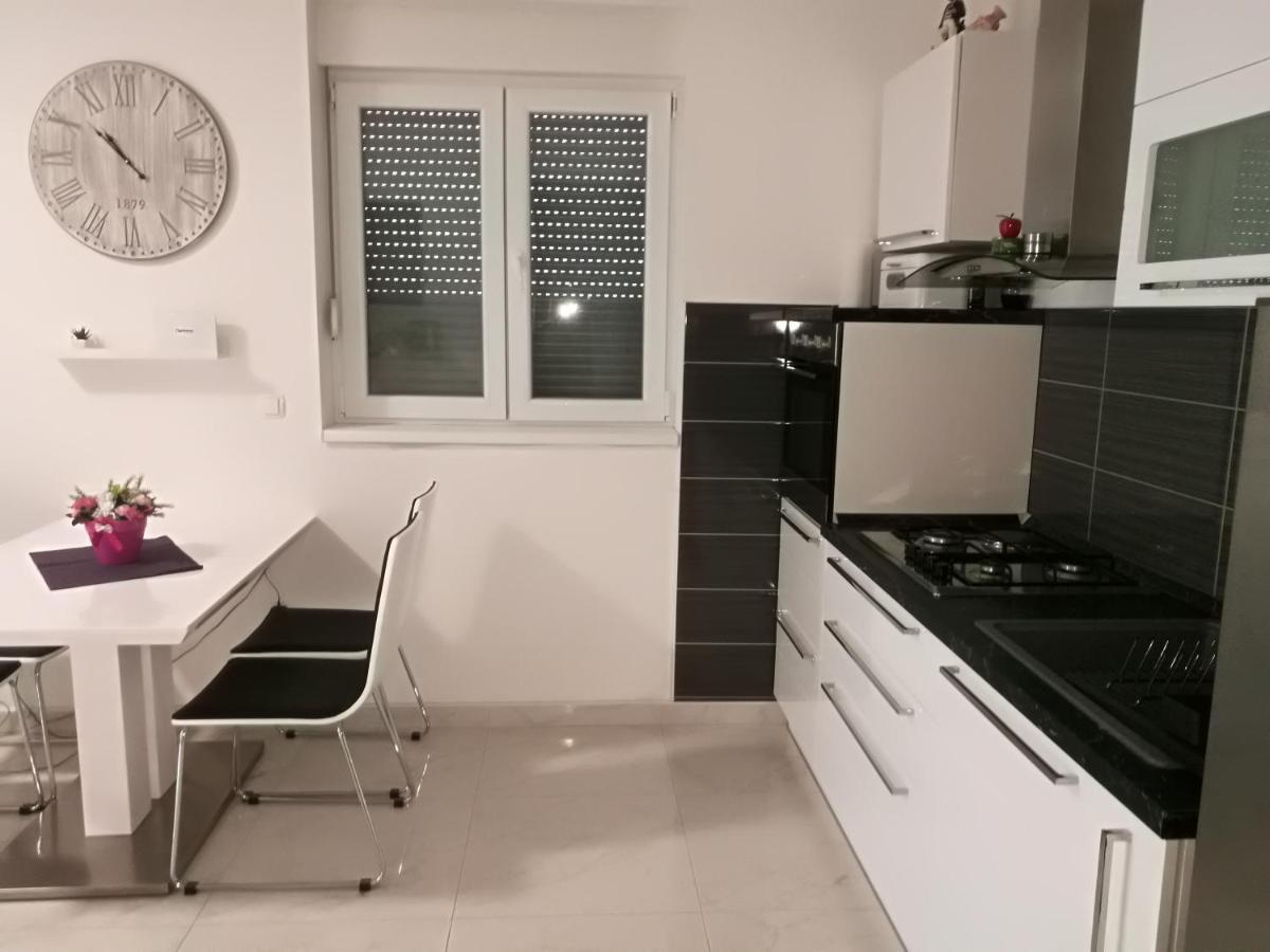 Roberto Apartment Bacina Exterior photo